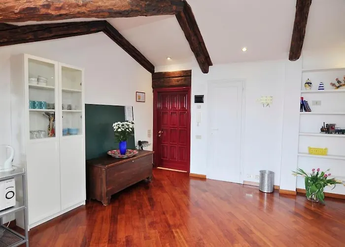 Breathtaking Terrace In Santa Margherita Square * Wenecja