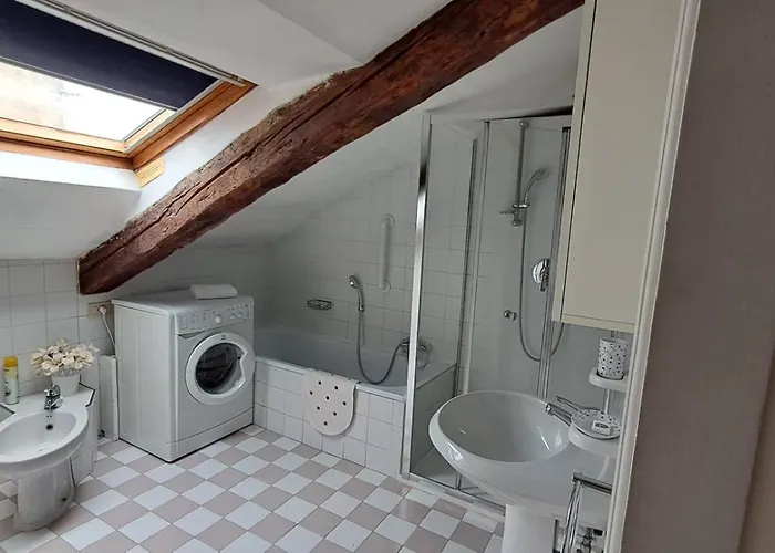 Breathtaking Terrace In Santa Margherita Square Apartament *